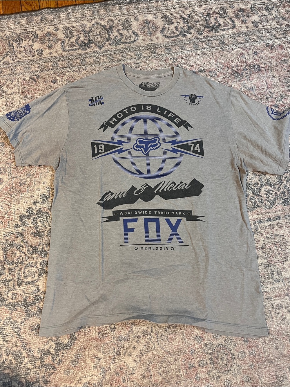 FOX Gray 'Moto Is Life' Motocross Short Sleeve Casual T Shirt Large